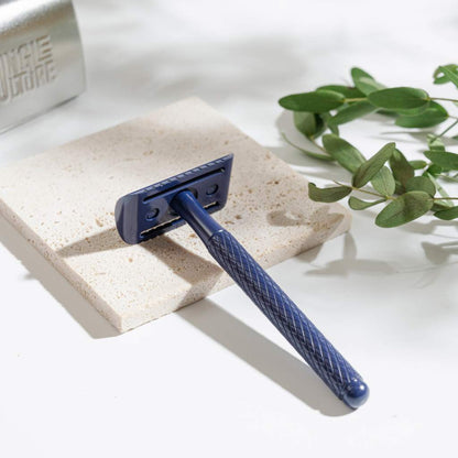 Reusable Metal Safety Razors - Includes 10x Razor Blades: Classic Silver